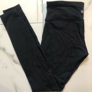 Lululemon Wunder Under Black Leggings size 8